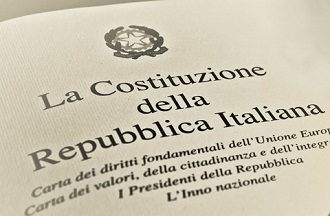 Ci serve ancora una Costituzione? - Altraeconomia